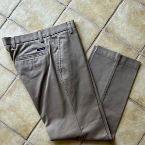 Dockers Signature khaki, Khaki color, W32 L29